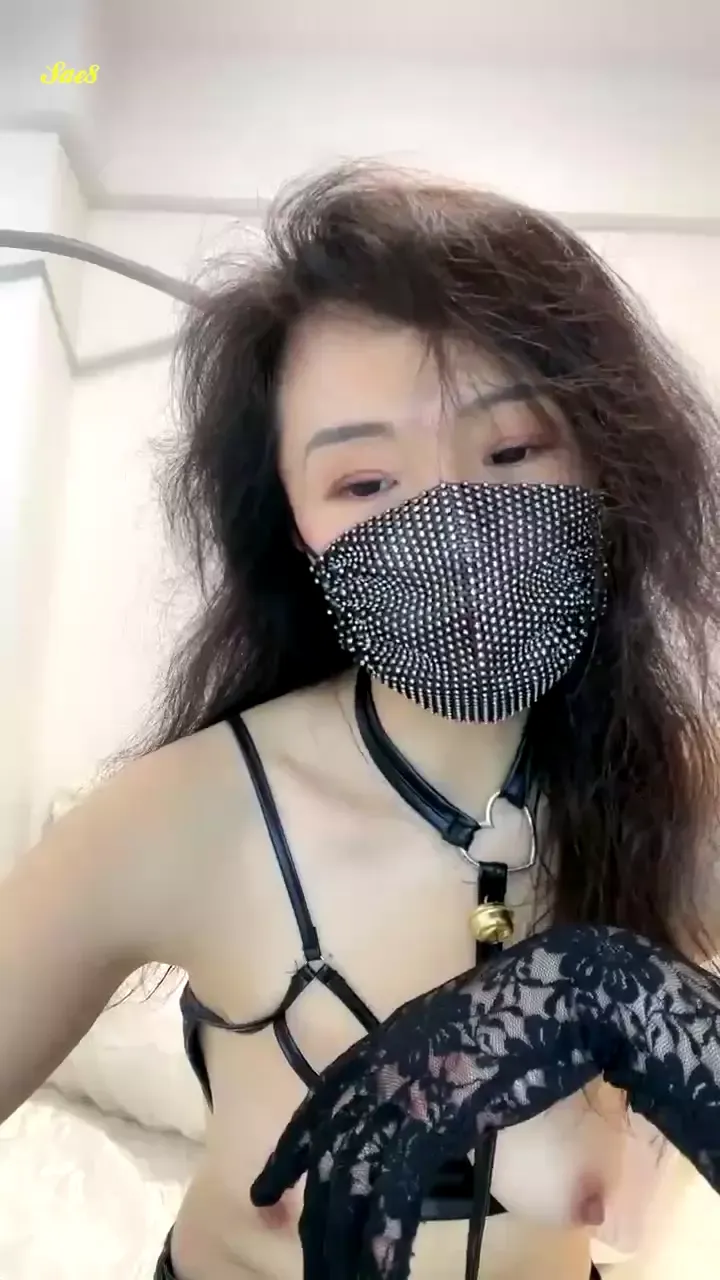 黑丝气质美少妇美人罩半露脸激情诱惑